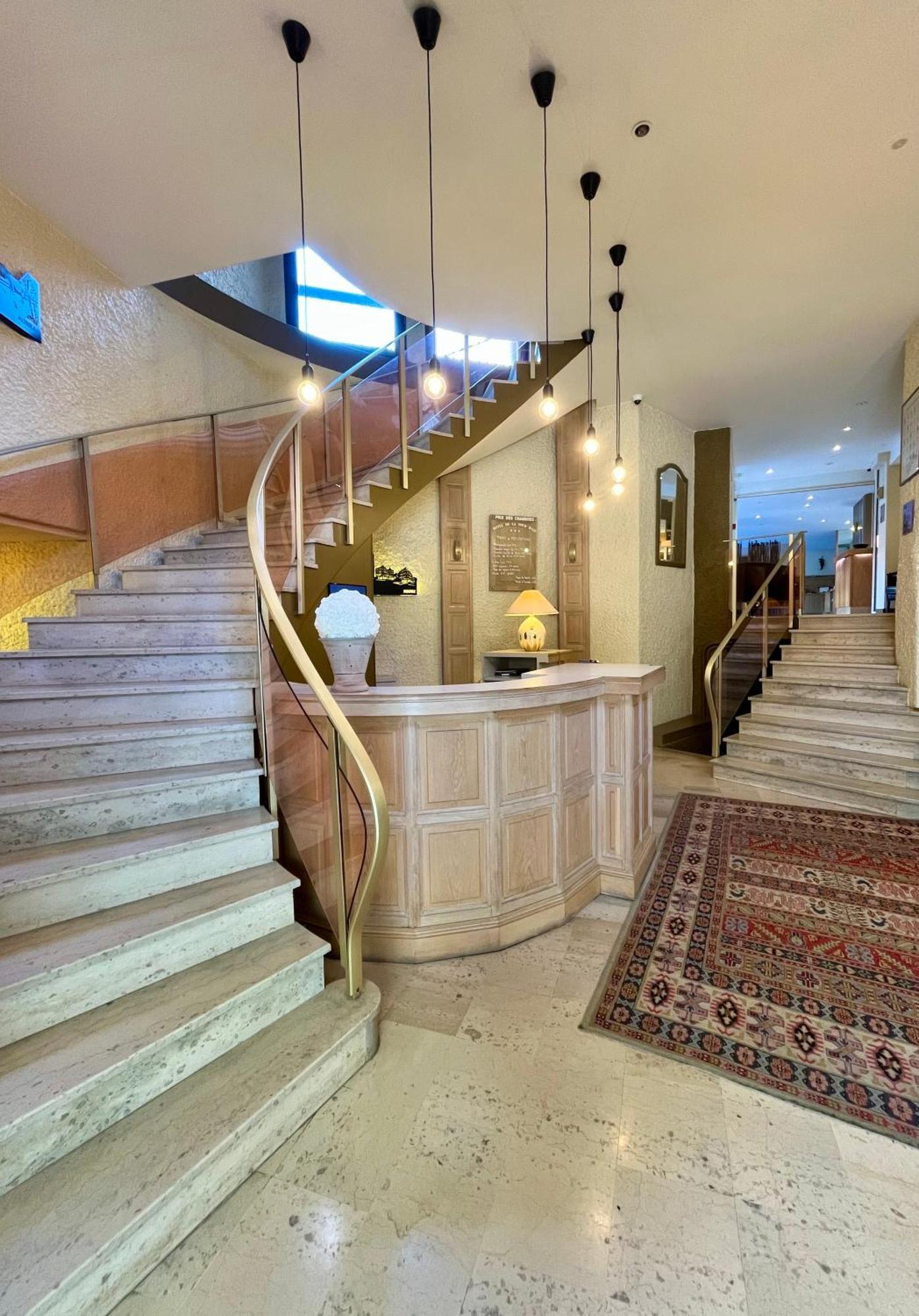 Hotel Tour Maje Rodez Kültér fotó